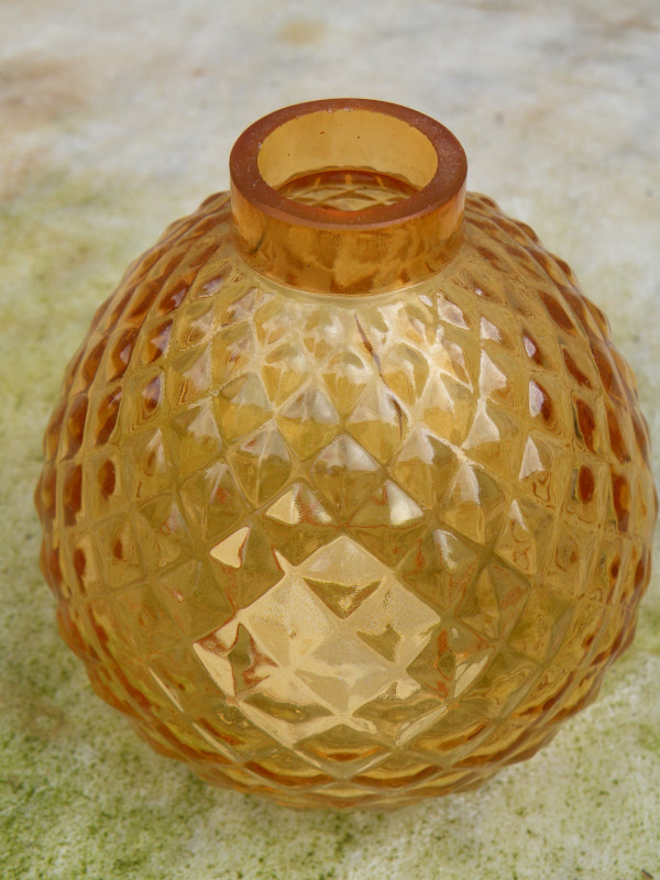 3 oranje glazen bolvaasjes